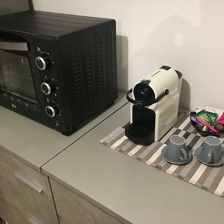 Charmant T2 Rdc Dans Residence Avec Parc Arbore 圣皮埃尔－勒穆捷 外观 照片